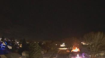 Weather camera view of Sibley East Middle and High School.