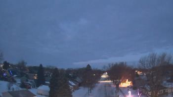Weather camera view of Sibley East Middle and High School.