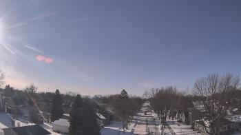 Weather camera view of Sibley East Middle and High School.