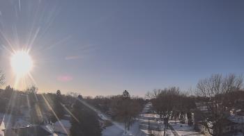 Weather camera view of Sibley East Middle and High School.