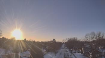 Weather camera view of Sibley East Middle and High School.