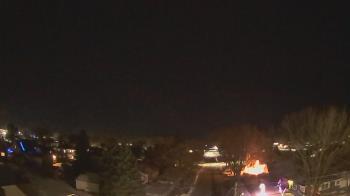 Weather camera view of Sibley East Middle and High School.