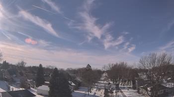 Weather camera view of Sibley East Middle and High School.