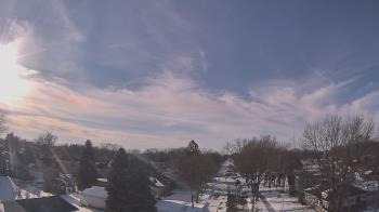 Weather camera view of Sibley East Middle and High School.