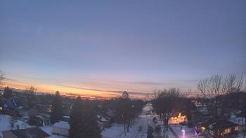 Weather camera view of Sibley East Middle and High School.