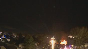 Weather camera view of Sibley East Middle and High School.