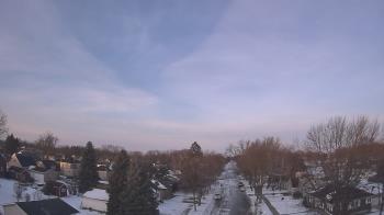 Weather camera view of Sibley East Middle and High School.