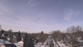 Weather camera view of Sibley East Middle and High School.