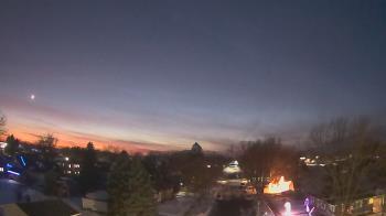 Weather camera view of Sibley East Middle and High School.