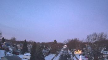 Weather camera view of Sibley East Middle and High School.