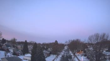 Weather camera view of Sibley East Middle and High School.