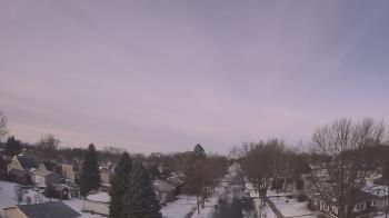 Weather camera view of Sibley East Middle and High School.