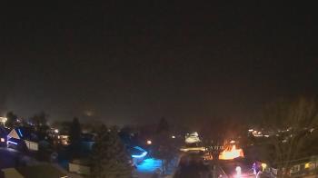 Weather camera view of Sibley East Middle and High School.