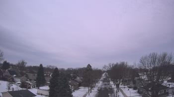 Weather camera view of Sibley East Middle and High School.