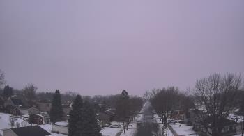 Weather camera view of Sibley East Middle and High School.