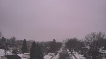 Weather camera view of Sibley East Middle and High School.