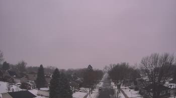 Weather camera view of Sibley East Middle and High School.
