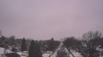 Weather camera view of Sibley East Middle and High School.