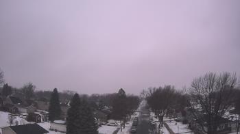 Weather camera view of Sibley East Middle and High School.
