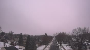Weather camera view of Sibley East Middle and High School.