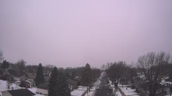Weather camera view of Sibley East Middle and High School.