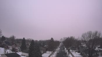 Weather camera view of Sibley East Middle and High School.