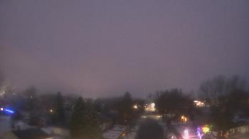 Weather camera view of Sibley East Middle and High School.