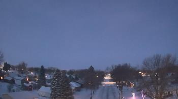 Weather camera view of Sibley East Middle and High School.