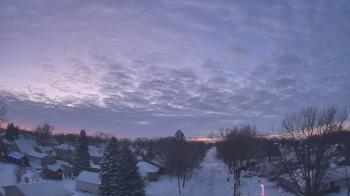Weather camera view of Sibley East Middle and High School.