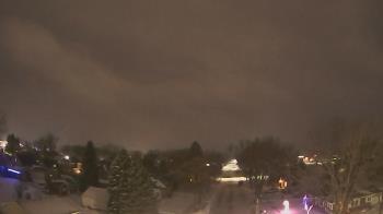 Weather camera view of Sibley East Middle and High School.
