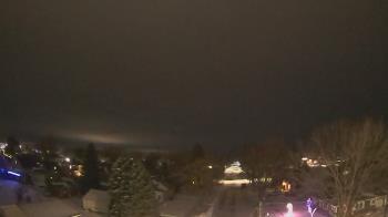 Weather camera view of Sibley East Middle and High School.