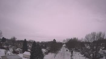 Weather camera view of Sibley East Middle and High School.