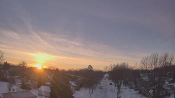 Weather camera view of Sibley East Middle and High School.