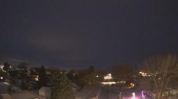 Weather camera view of Sibley East Middle and High School.