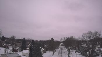 Weather camera view of Sibley East Middle and High School.