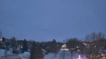 Weather camera view of Sibley East Middle and High School.