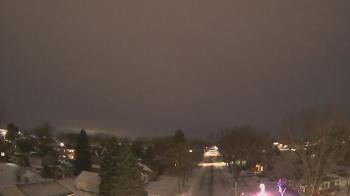 Weather camera view of Sibley East Middle and High School.