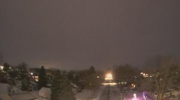 Weather camera view of Sibley East Middle and High School.