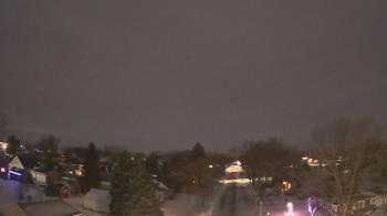 Weather camera view of Sibley East Middle and High School.
