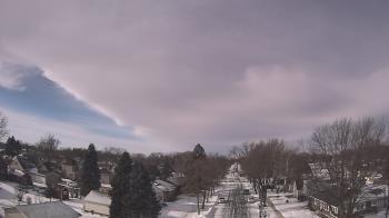 Weather camera view of Sibley East Middle and High School.