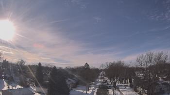 Weather camera view of Sibley East Middle and High School.