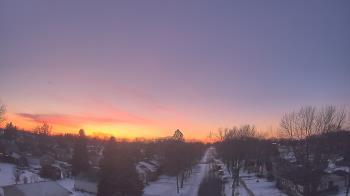 Weather camera view of Sibley East Middle and High School.