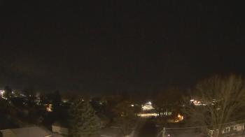 Weather camera view of Sibley East Middle and High School.