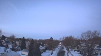 Weather camera view of Sibley East Middle and High School.