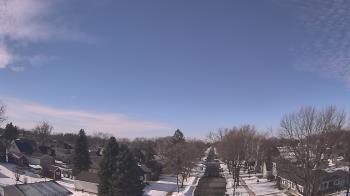 Weather camera view of Sibley East Middle and High School.