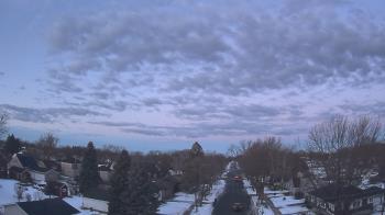 Weather camera view of Sibley East Middle and High School.