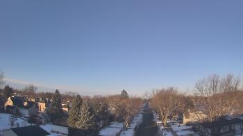 Weather camera view of Sibley East Middle and High School.