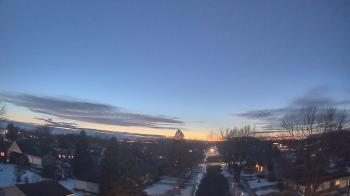 Weather camera view of Sibley East Middle and High School.