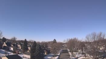Weather camera view of Sibley East Middle and High School.