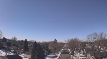 Weather camera view of Sibley East Middle and High School.